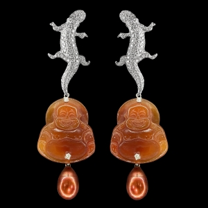 INTERCHANGEABLE GECKO EARRINGS WITH CARNELIAN AGATE PENDANTS AND BROWN PEARLS